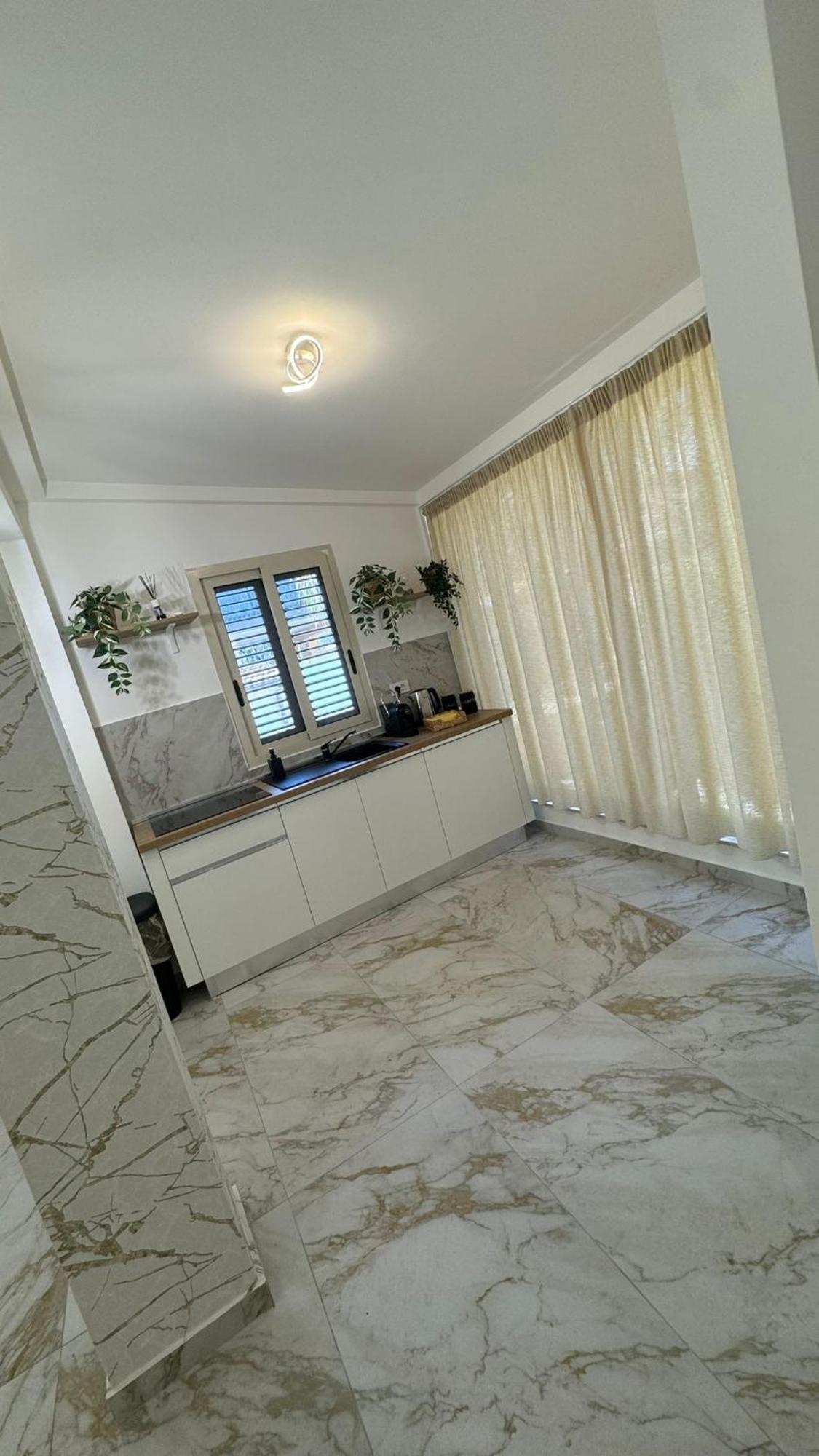 Bed and Breakfast Morgana Sea Катания Экстерьер фото